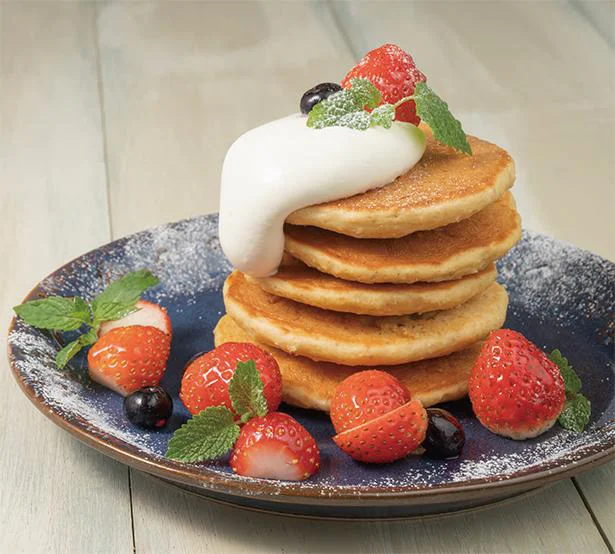 おからでさらに低糖質！すぐ作れる「ふわもちパンケーキ」／おいしいのに痩せちゃうオートミールレシピ（8）