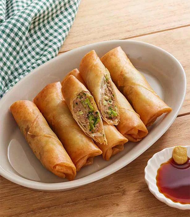 Twitterで話題！ ザクザク、パリッの食感が美味！ 「ブロッコリーとひき肉の春巻き」