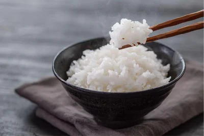 「ごはん本来のおいしさは粒を噛んで味わうことにあります」と佐藤さん