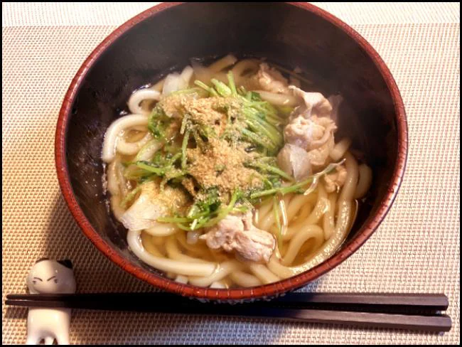 「豚こまと豆苗のごま風味うどん」できあがり！