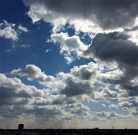 「雲は真っ白」というイメージだけど…雲の色を決めているのは、実は!?／すごすぎる天気の図鑑（2）