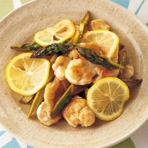 さわやかな味と香り「とり肉とアスパラのレモン炒め」/アスパラのレシピ(5/ 30)