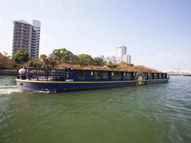 淀川での運航経験が豊富なクルーズ船「ひまわり」