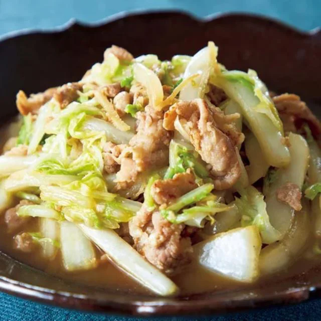 塩麹1つで味が決まる「豚肉と白菜のうま塩しょうが炒め」／豚こま＋野菜のレシピ（27/ 30）