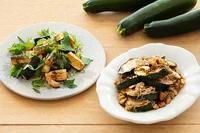 ズッキーニは歯ごたえを生かすように焼くのがコツ！「ズッキーニのジュワッと焼き」／7月の旬野菜をおいしく食べよう