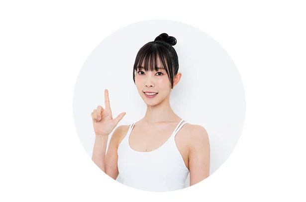 教えてくれたのは▷姿勢改善・ボディメイクトレーナー 佐川裕香さんInstagram のフォロワーは34万人、YouTubeの登録者は165万人(レタスクラブ'22-6月号取材時)。著書/『バレリーナ式やせる姿勢』。バレエダンサーの経験を生かし機能的で美しい姿勢と体をつくるオンラインレッスンを主催。