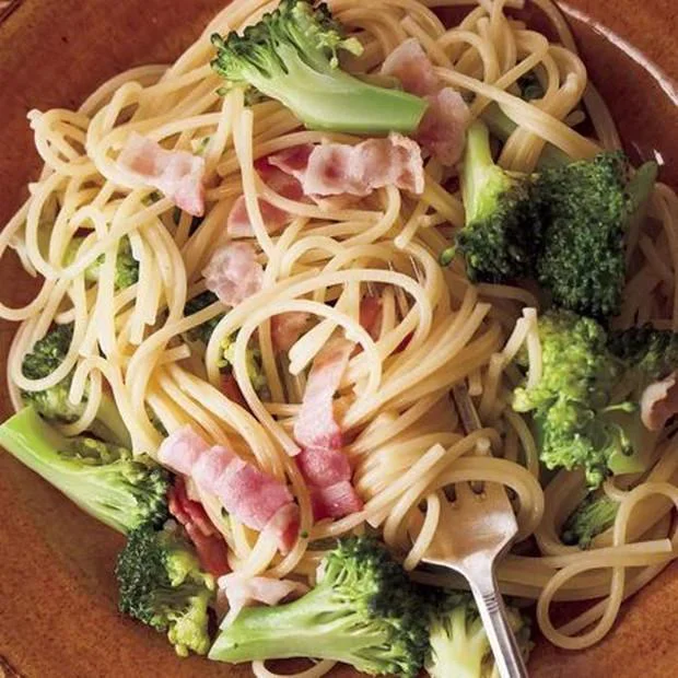 ミートソースもできるなんて！ パスタと具材を一緒にゆでるワンパンパスタ3選