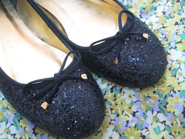 【楽天スーパーセールが買いドキ】疲れにくい「ぺたんこシューズ」5選!シャープなものから大人かわいいものまでラインナップ