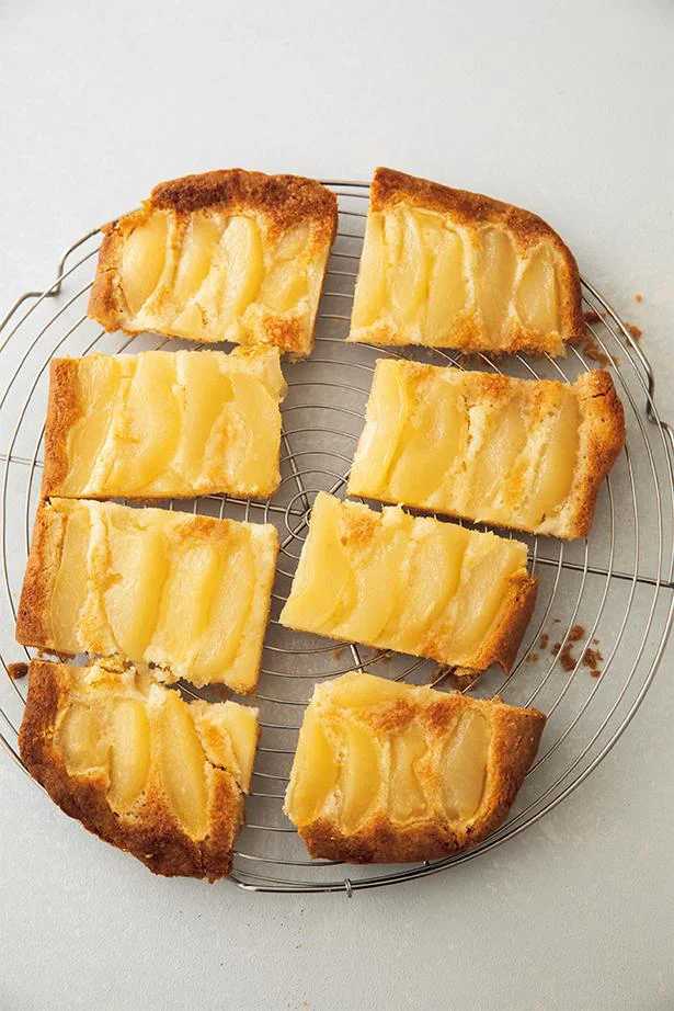 型なしで作れて超簡単！ 「洋梨のタルト」／ホットケーキミックスだからおいしいお菓子