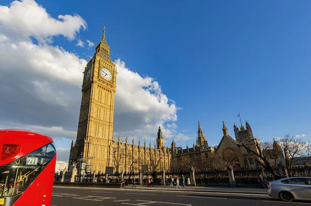 学校で鳴るチャイムは、世界的に有名な鐘の音がモデルだった!／大人の教養 博識雑学2000（66）