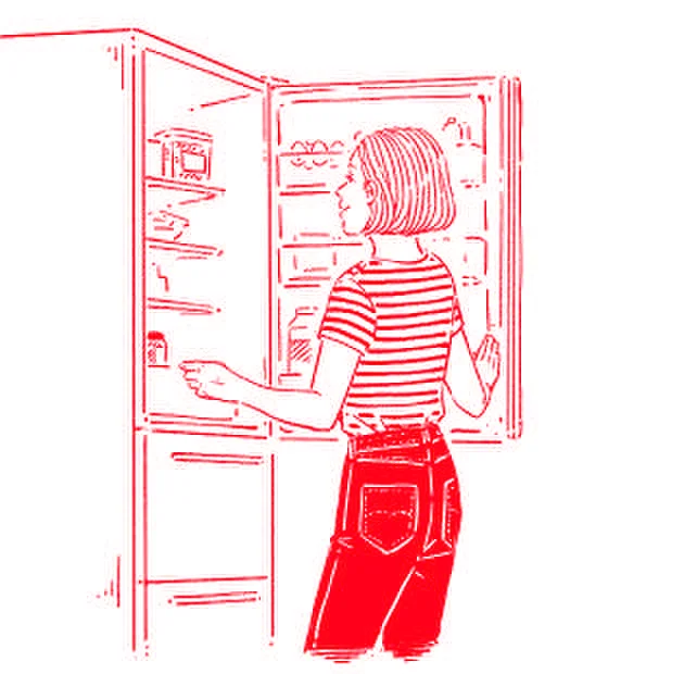 冷蔵室、冷凍室、乾物庫。3カ所の在庫をチェックしてから買い物に行くことで、「ダブり買い」を防ぐ。