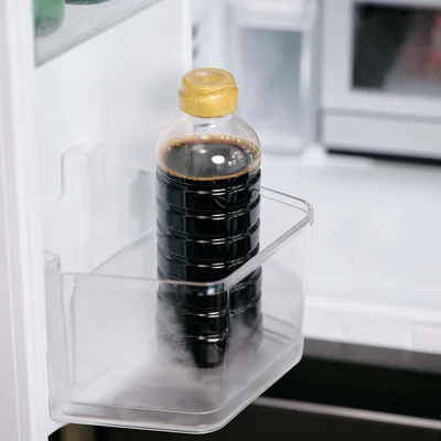 開栓後のしょうゆは風味が飛ぶので冷蔵室で保存。
