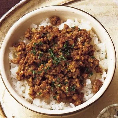 「ドライカレー丼」