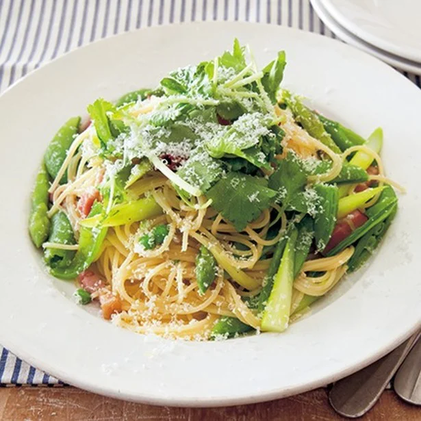 「緑野菜のペペロンチーノパスタ」 レタスクラブニュースより