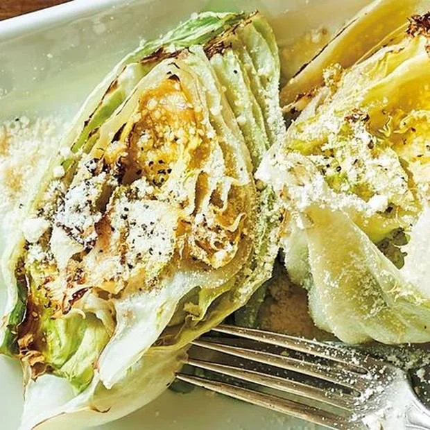 今が買いどき！ 豊作すぎのお買い得レタスを丸ごとおいしく食べちゃおう