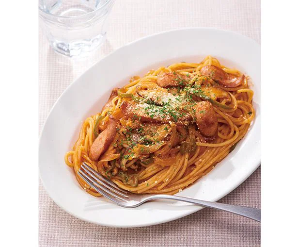 太めのパスタを使った喫茶店の定番メニュー!『ナポリタン』
