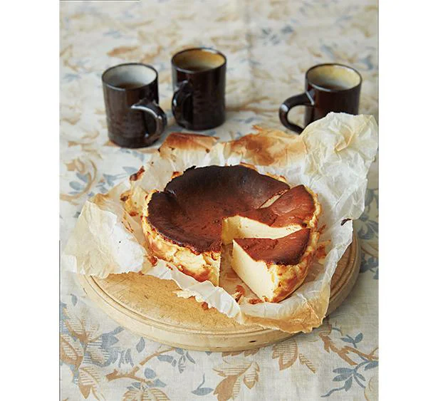 50kg痩せた料理研究家が考案！糖質控えめでも濃厚&口当たりなめらか「バスクチーズケーキ」