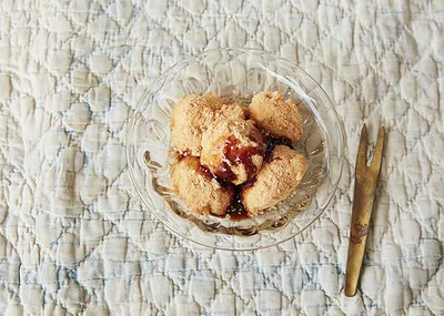 豆腐が和スイーツに!? とろける食感がたまらない魔法のやせスイーツ「わらびもち」