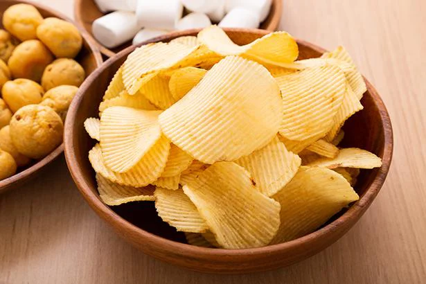 じつはレストランのメニューだった！「ポテトチップス」の意外なルーツ／子どもに話したい雑学（5）