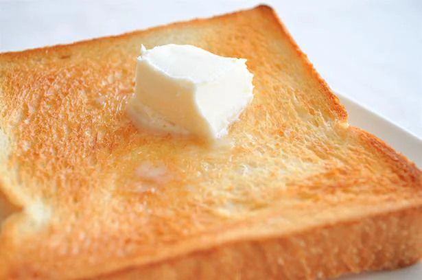 バターとマーガリンの違いって?