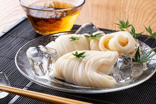 よく似た「そうめん」と「ひやむぎ」。じつはミリ単位の違いが！／子どもに話したい雑学（27）