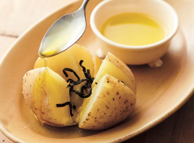 ほくほくじゃがいもに、オリーブ油+塩昆布が相性抜群!
