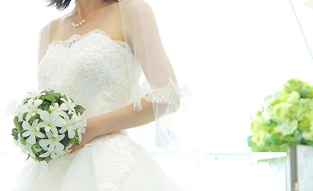 花嫁が着る「ウェディングドレス」と「白無垢」はどうして白なの？／子どもに話したい雑学（35）