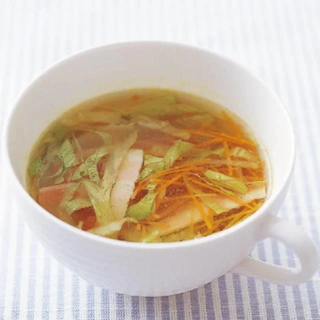 「野菜コンソメスープ」／野菜スープのレシピ（25/28）
