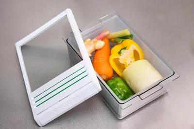 「使い切り野菜BOX」は使いかけの野菜をラップなしで保存できます