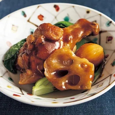 「手羽とれんこんと栗の黒酢煮」／栗を使ったレシピ（22/30）
