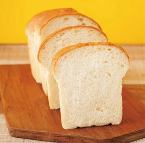 ふんわり山型にふくらんだ、パンどろぼうのおいしい「しょくパン」／パンどろぼうのせかいいちおいしいパンレシピ（1）