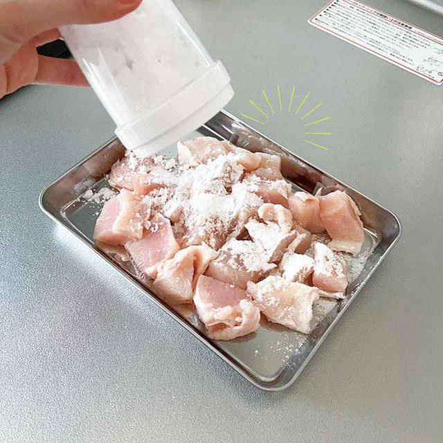 キャベツの千切り＆粉振りの面倒をあっという間に解決！料理上手になれる【時短キッチングッズ】