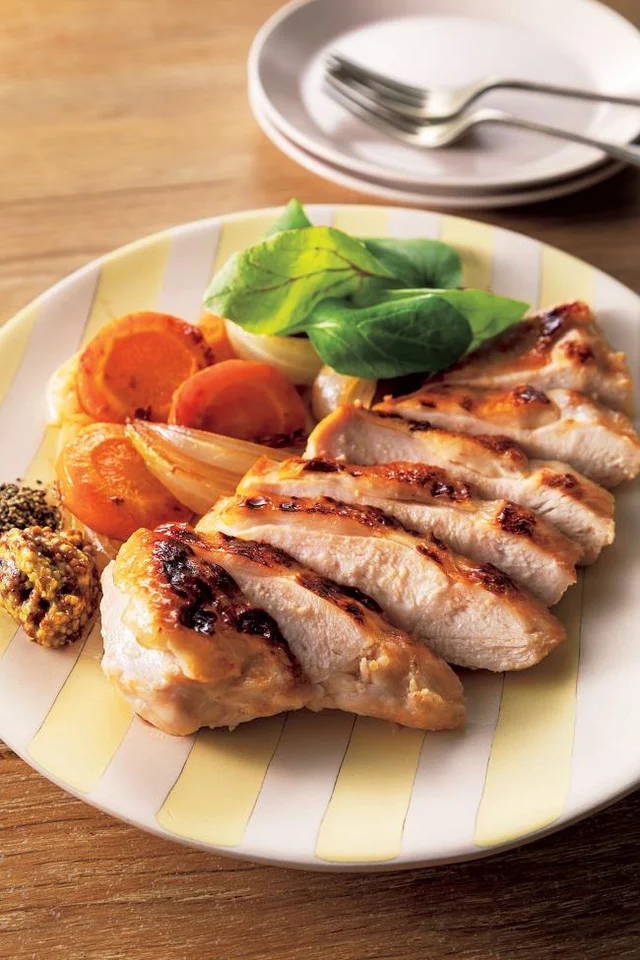 みりんで特売のお肉を格上げ！しっとりやわらかく焼き上がる「とりむね肉のみりんマリネソテー」