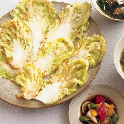 白菜の内側のやわらかい葉で「白菜チヂミ」／試したくなる白菜レシピ全画像を見る（2/30）