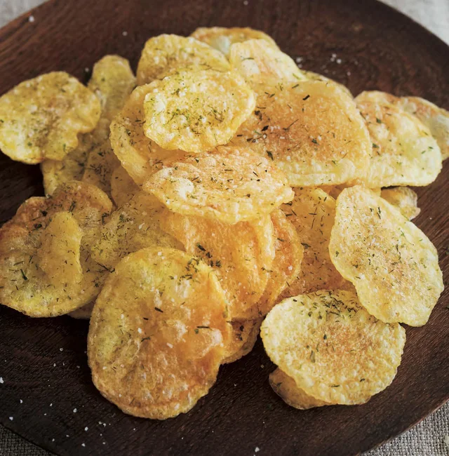 ポテチってこんなに簡単に作れるの？ パリッと仕上げる技は必見！「ポテトチップス」