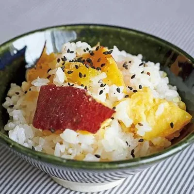 「まるごとさつまいもご飯」