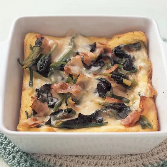「ほうれん草とベーコンのキッシュ」／卵×食パンを使ったレシピ（5/20）