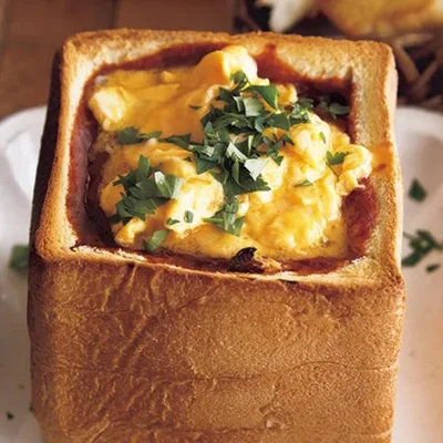 「卵とろ〜り！ハッシュドビーフポット食パン」／卵×食パンを使ったレシピ（9/20）