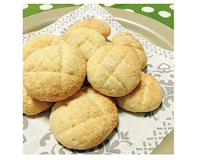 レモンを皮ごとすりおろす「レモンソフトクッキー」