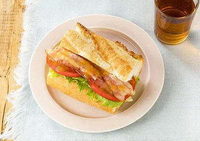 いろんな食感と味が楽しめる「オレンジBTLサンド」