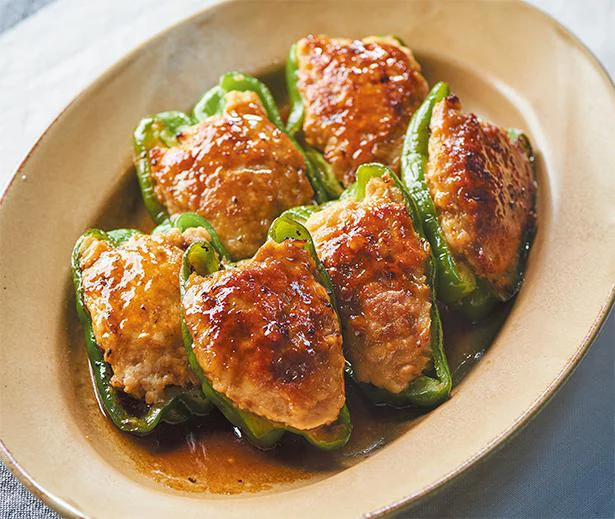 お酒はもちろんごはんにも合う◎ 作るたびに大絶賛の「永久保存版！ピーマンの肉詰め」