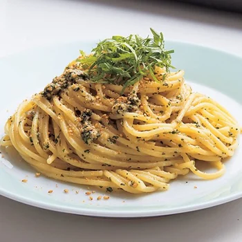 鮮やかな緑で彩りよく！ 風味豊かな和のハーブ・青じそを使ったパスタ5選