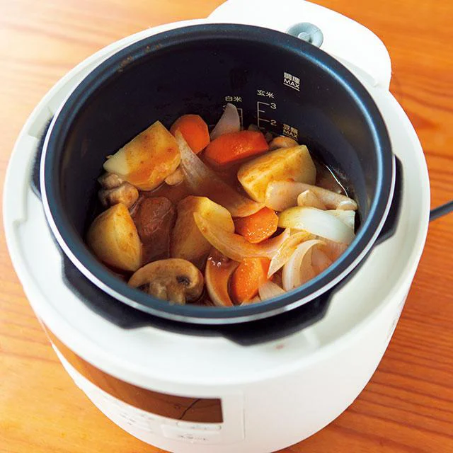 失敗知らず♪圧力あり「電気調理鍋」でビーフシチューとイワシの梅煮を作ってみた！