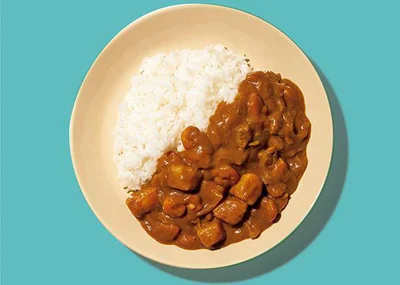 大好きなカレーは副菜を増やしまくって食べる！