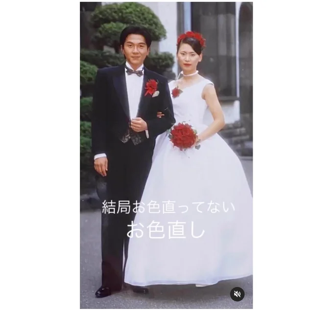 お色直しのドレスは、結局白ドレスに。「お色直ってない」とKazumiさん自身のツッコミも