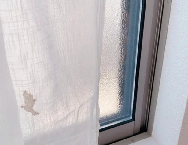 ひと手間で楽ちん！意外なものを使って、簡単に出来る結露対策