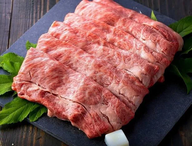 【滋賀県近江八幡市】近江牛 すき焼き用 ロース バラ モモ 1kg 30000円
