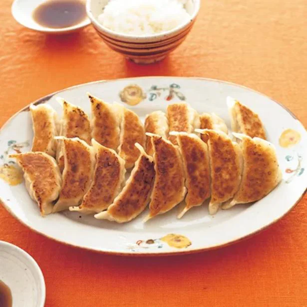 キャベツたっぷり餃子／一玉まるごと買ってもOK！キャベツ活用レシピ（11/31）