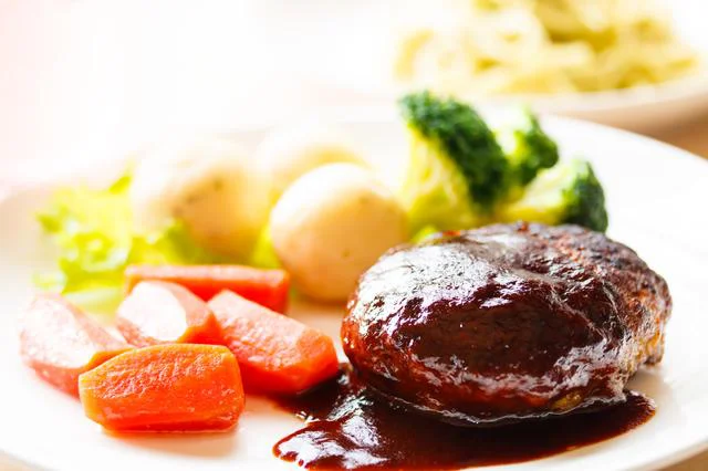 料理は出されたときがもっとも食べごろ。タイミングを逃さないで！