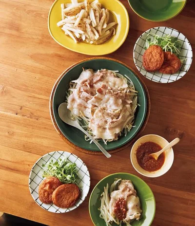  火曜は「もやし」と「豚肉」だけで節約メイン！ 「豚バラともやしのレンジ蒸し」の献立